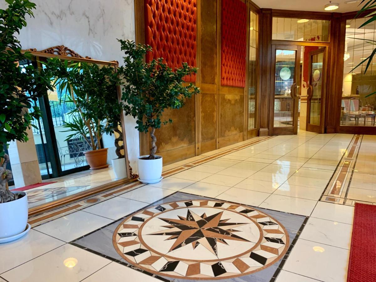 San Giovanni Rotondo Palace - Alihotels Екстериор снимка