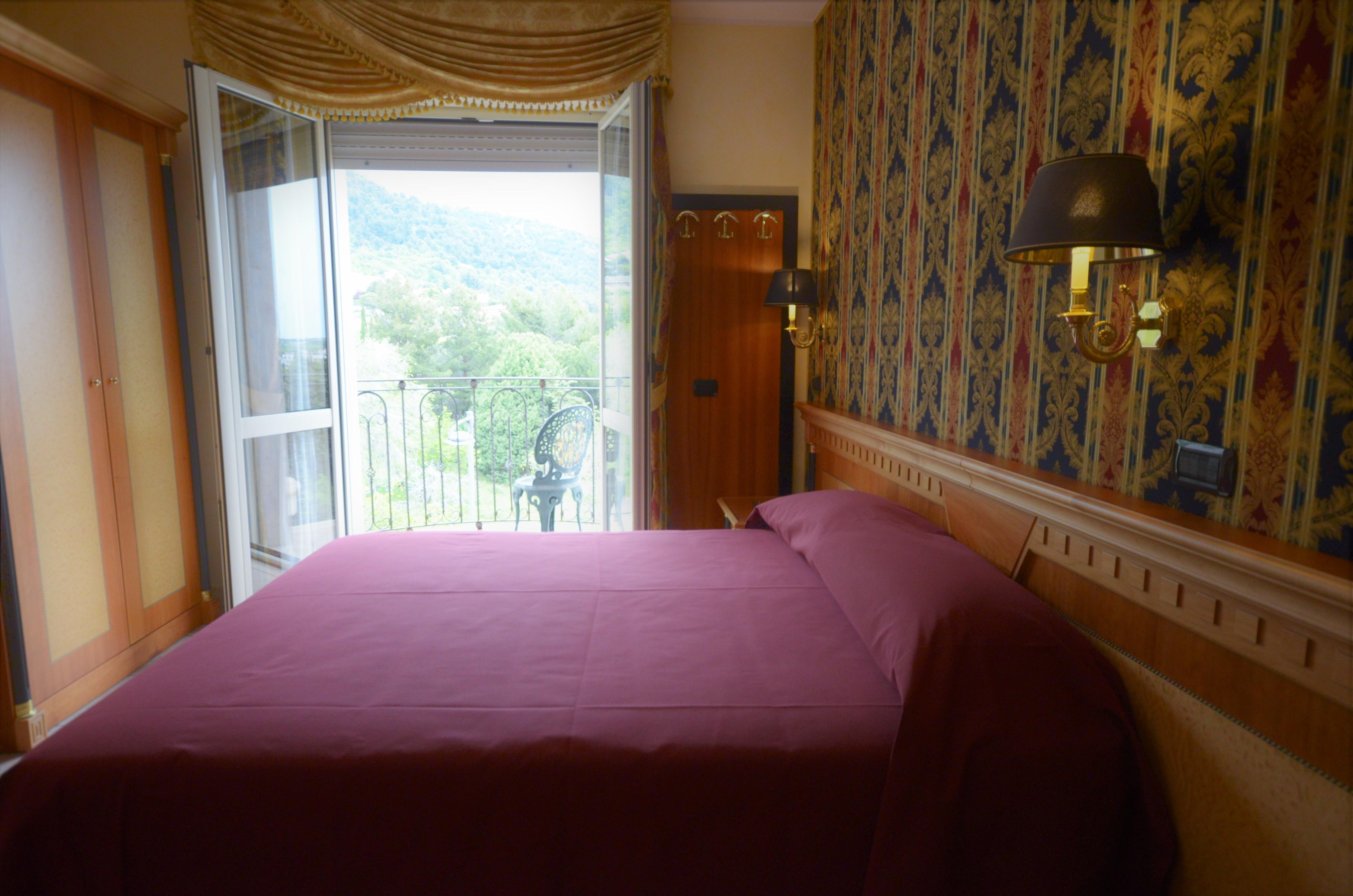 San Giovanni Rotondo Palace - Alihotels Екстериор снимка