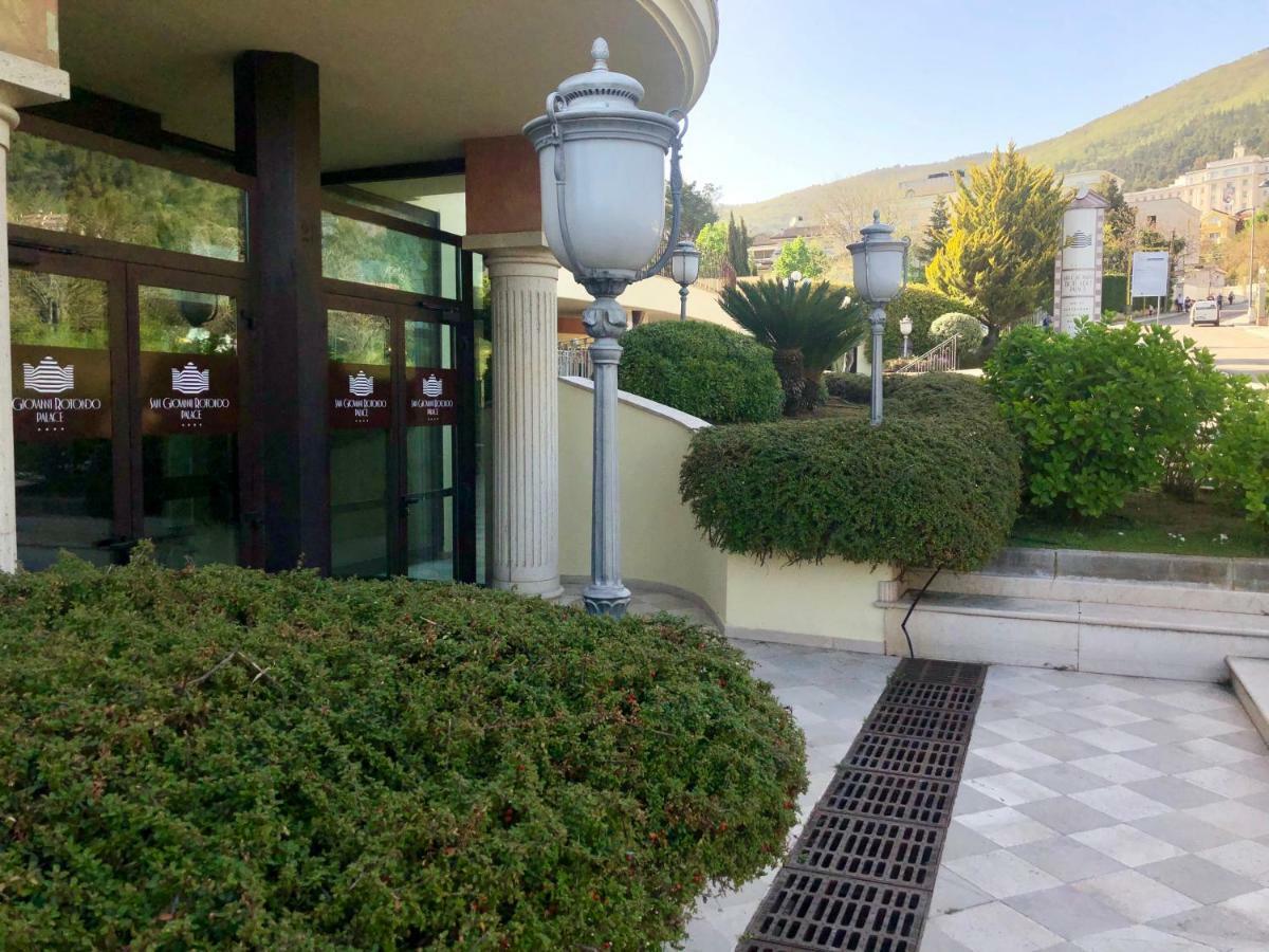San Giovanni Rotondo Palace - Alihotels Екстериор снимка