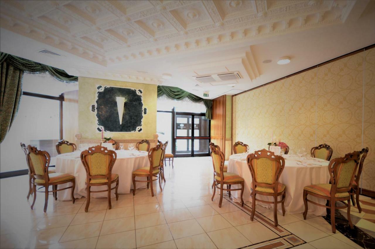 San Giovanni Rotondo Palace - Alihotels Екстериор снимка